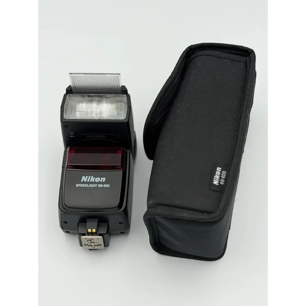 Nikon SB-600 Speedlight